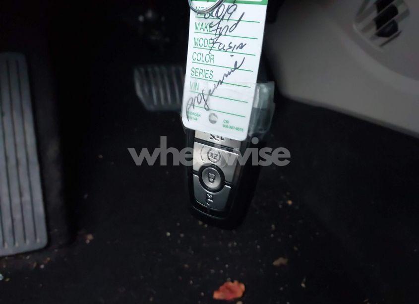 Photo 11 of 2019 Ford Fusion HYBRID SEL (VIN 3FA6P0MU3KR168422)