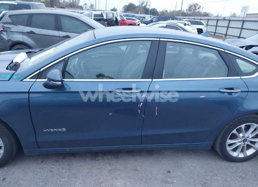 Photo 15 of 2019 Ford Fusion HYBRID SEL (VIN 3FA6P0MU3KR168422)