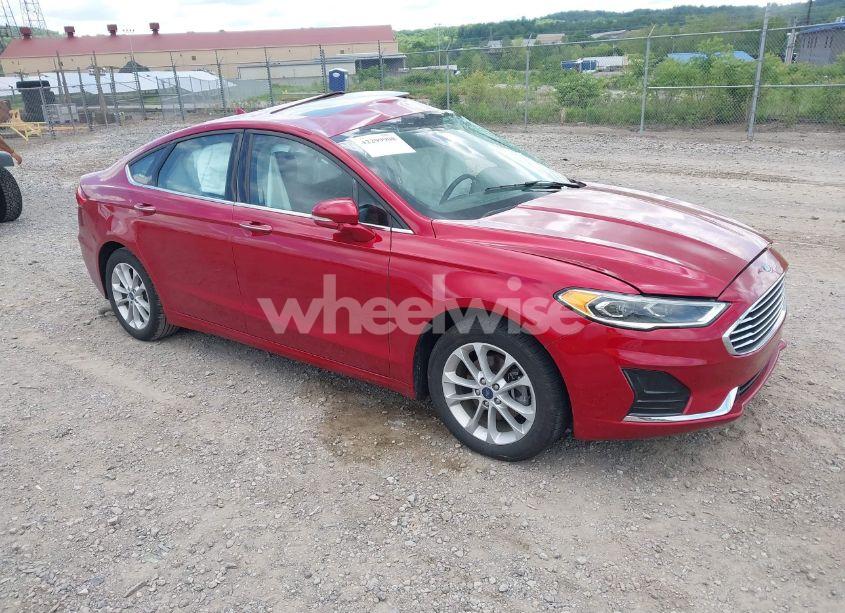 2020 Ford Fusion HYBRID SEL (VIN 3FA6P0MU3LR106195) main photo