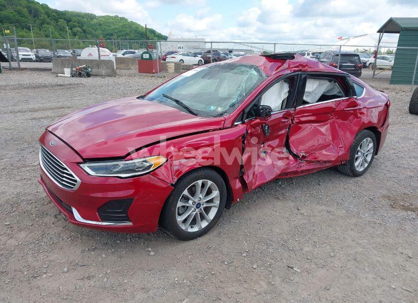 Photo 2 of 2020 Ford Fusion HYBRID SEL (VIN 3FA6P0MU3LR106195)