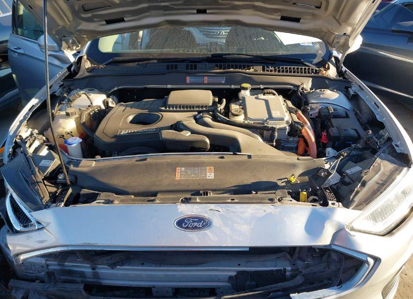 Photo 10 of 2019 Ford Fusion HYBRID SEL (VIN 3FA6P0MU5KR149726)