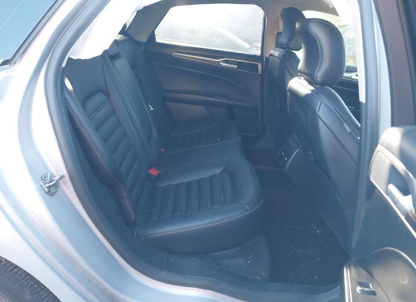 Photo 8 of 2019 Ford Fusion HYBRID SEL (VIN 3FA6P0MU5KR149726)