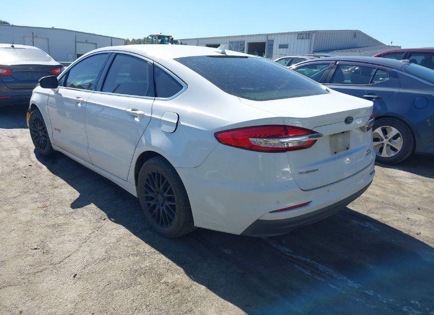 Photo 3 of 2019 Ford Fusion HYBRID SEL (VIN 3FA6P0MU5KR273270)
