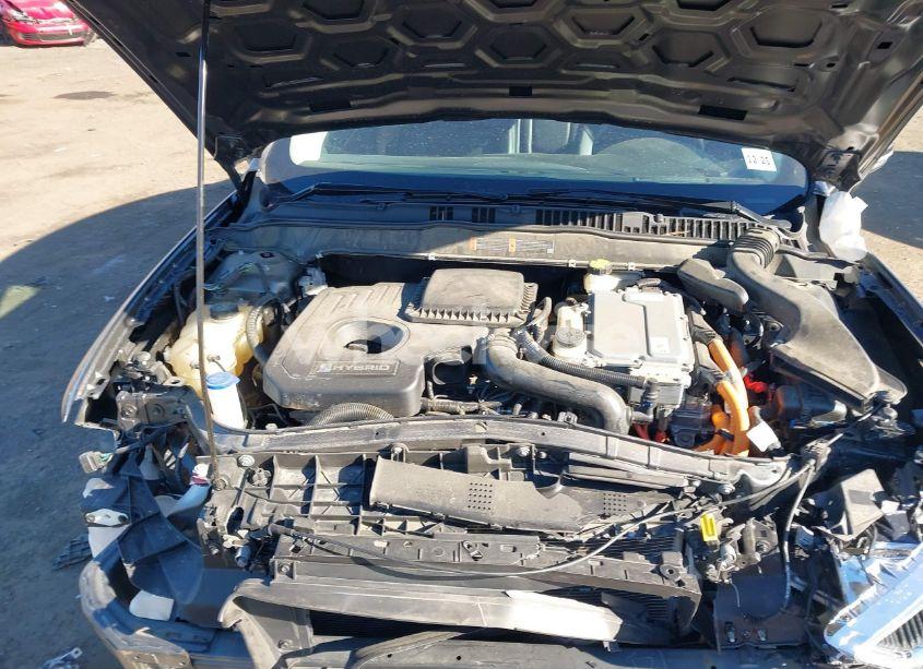 Photo 10 of 2020 Ford Fusion HYBRID SEL (VIN 3FA6P0MU6LR159084)