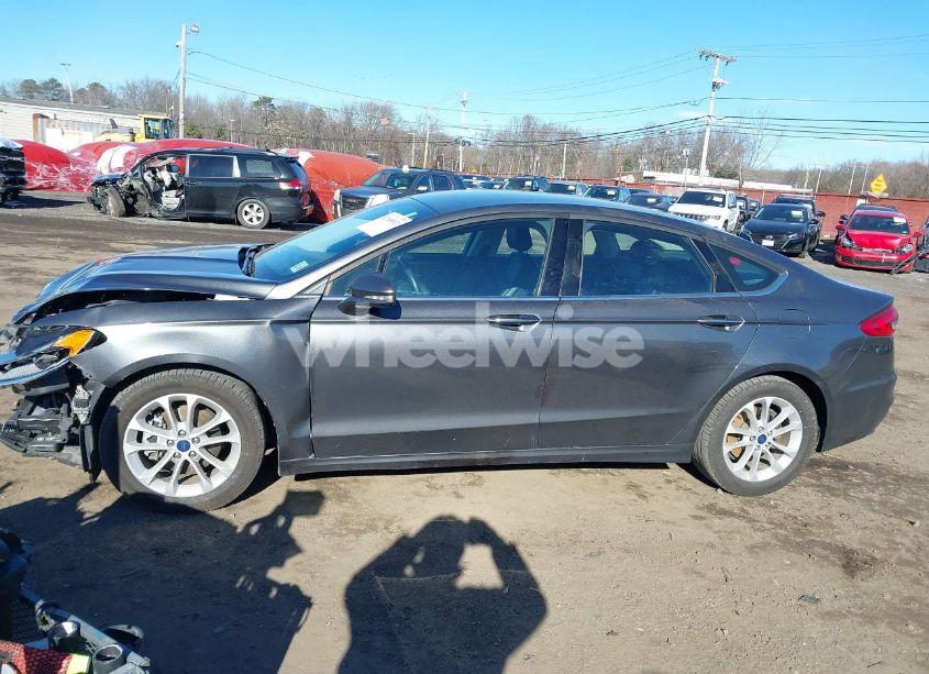 Photo 14 of 2020 Ford Fusion HYBRID SEL (VIN 3FA6P0MU6LR159084)