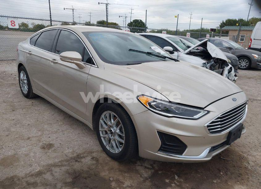 2019 Ford Fusion HYBRID SEL (VIN 3FA6P0MU9KR137367) main photo