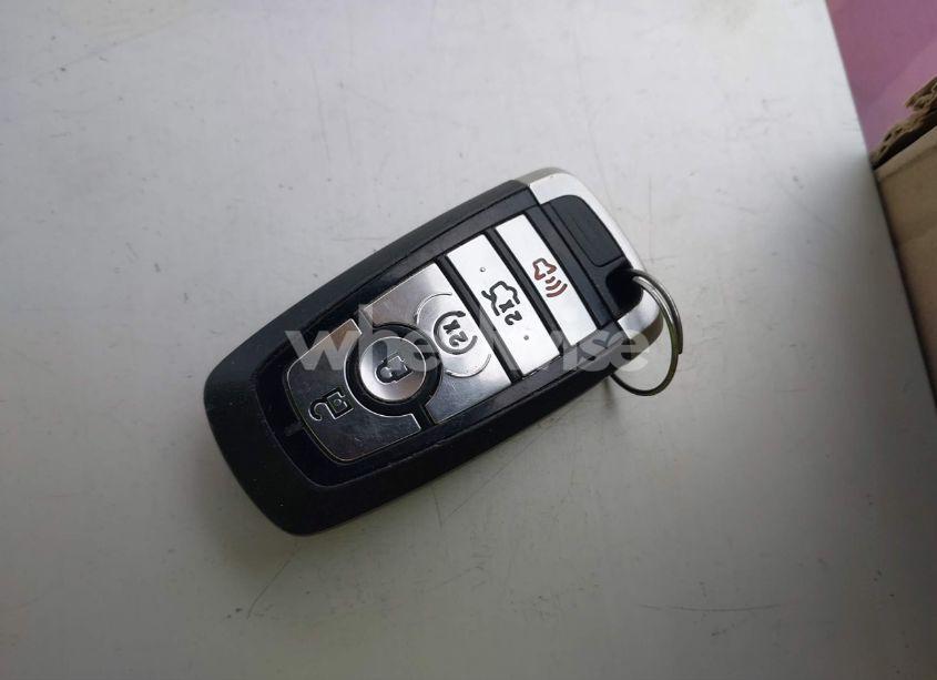 Photo 11 of 2019 Ford Fusion HYBRID SEL (VIN 3FA6P0MU9KR137367)