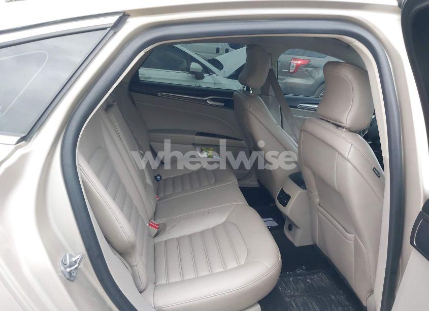 Photo 8 of 2019 Ford Fusion HYBRID SEL (VIN 3FA6P0MU9KR137367)