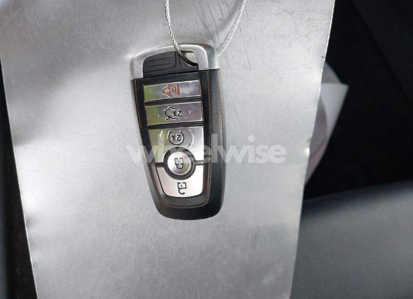 Photo 11 of 2019 Ford Fusion HYBRID SEL (VIN 3FA6P0MU9KR189520)