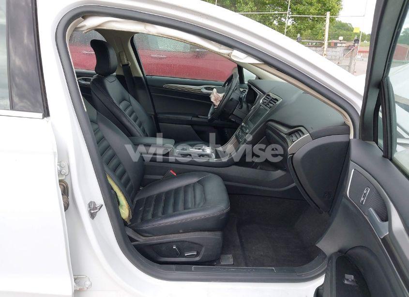 Photo 5 of 2019 Ford Fusion HYBRID SEL (VIN 3FA6P0MU9KR189520)