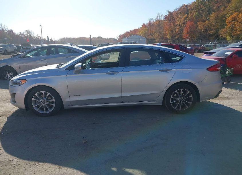Photo 14 of 2019 Ford Fusion HYBRID SEL (VIN 3FA6P0MUXKR235498)