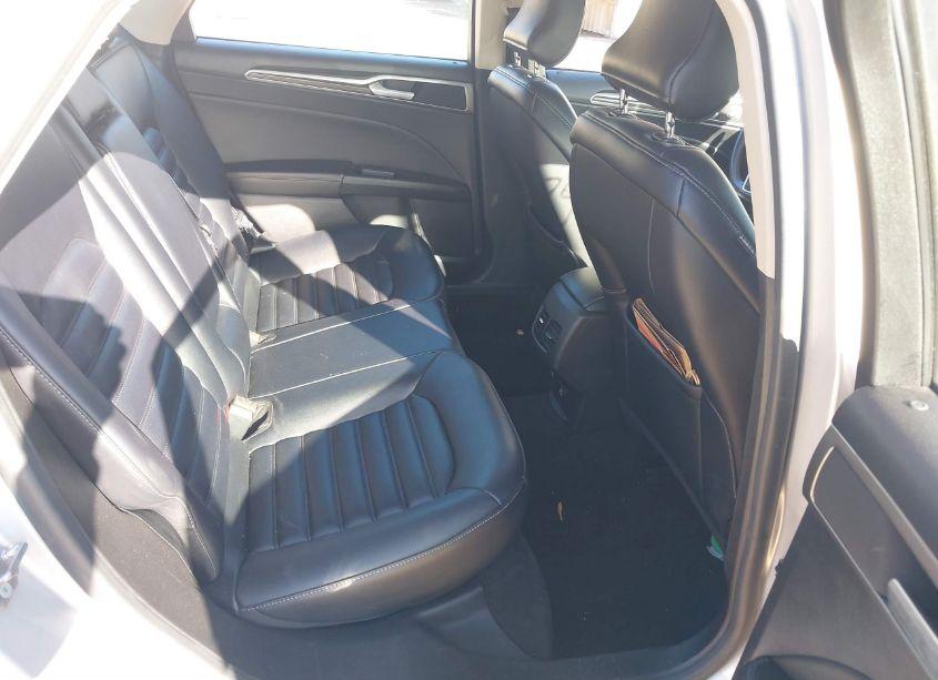 Photo 8 of 2019 Ford Fusion HYBRID SEL (VIN 3FA6P0MUXKR235498)