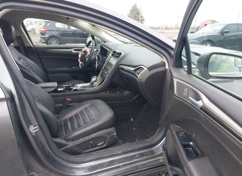 Photo 5 of 2014 Ford Fusion ENERGI SE LUXURY (VIN 3FA6P0PU0ER269420)