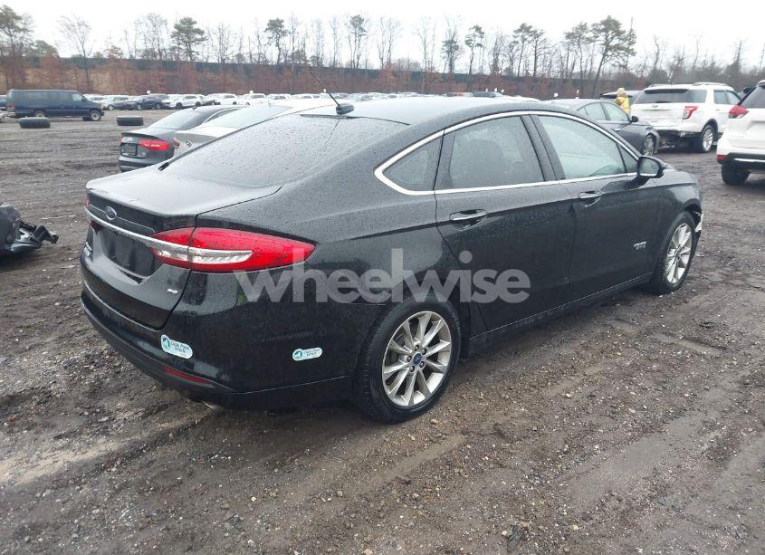 Photo 4 of 2017 Ford Fusion ENERGI SE LUXURY (VIN 3FA6P0PU0HR371658)