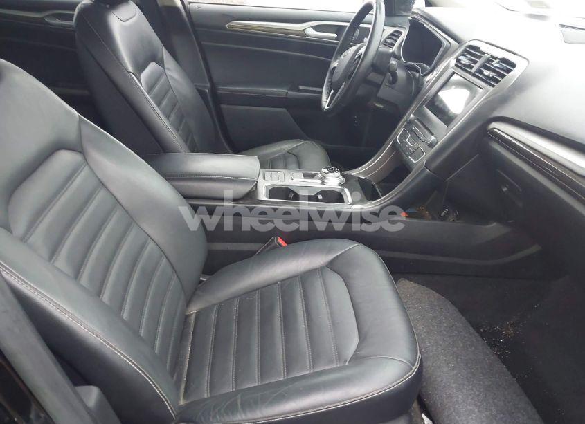 Photo 5 of 2017 Ford Fusion ENERGI SE LUXURY (VIN 3FA6P0PU0HR371658)