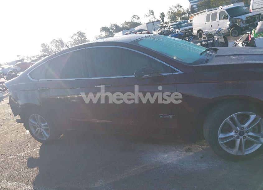 Photo 13 of 2018 Ford Fusion ENERGI SE LUXURY (VIN 3FA6P0PU0JR154407)