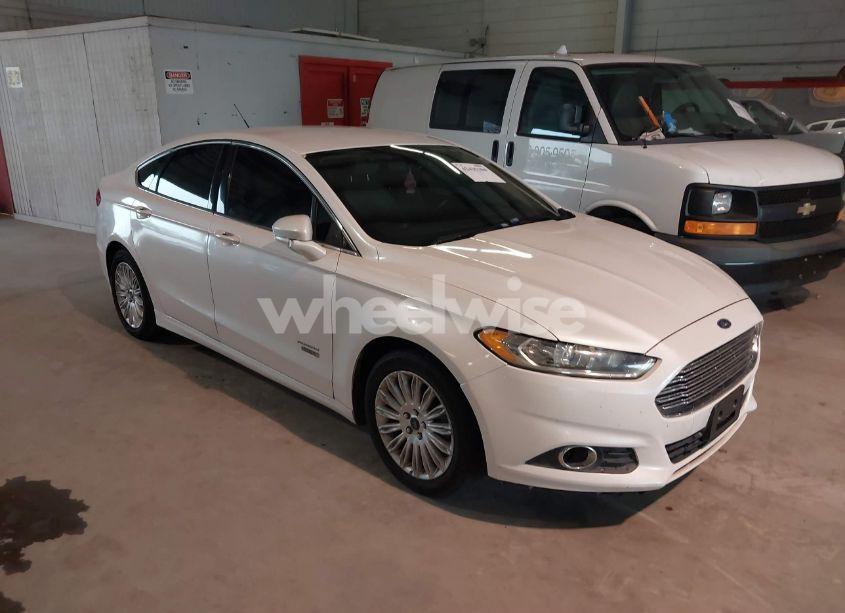 2014 Ford Fusion ENERGI SE LUXURY (VIN 3FA6P0PU1ER129649) main photo