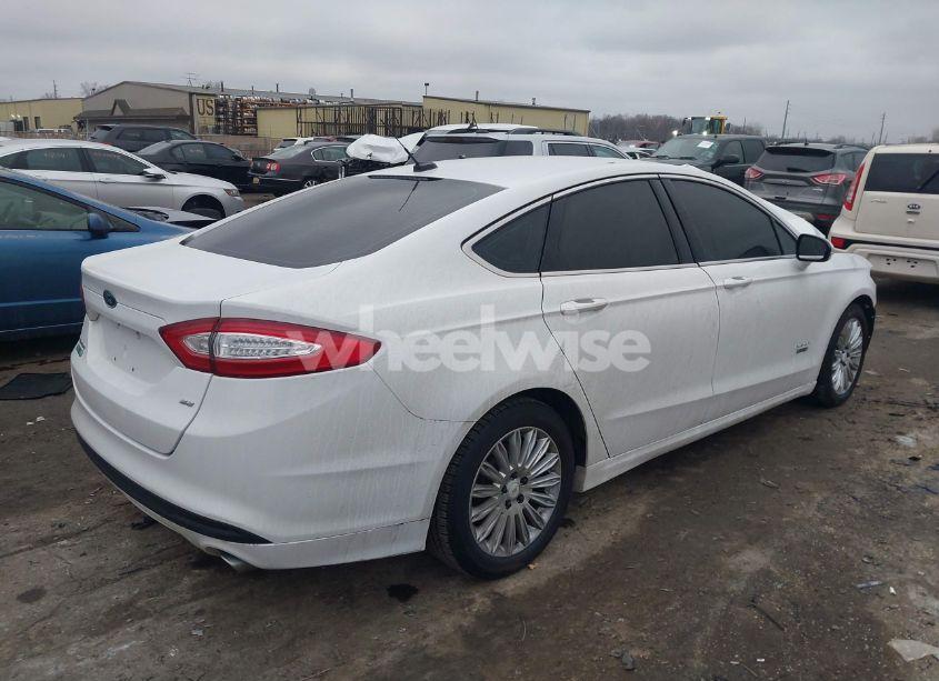 Photo 4 of 2014 Ford Fusion ENERGI SE LUXURY (VIN 3FA6P0PU1ER287277)
