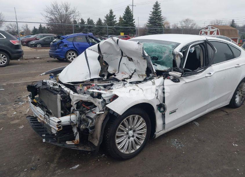 Photo 6 of 2014 Ford Fusion ENERGI SE LUXURY (VIN 3FA6P0PU1ER287277)