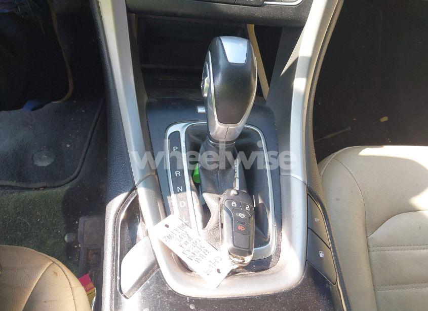 Photo 11 of 2016 Ford Fusion ENERGI SE LUXURY (VIN 3FA6P0PU1GR166087)