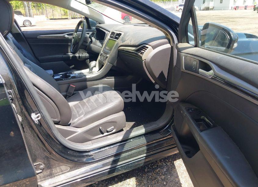 Photo 5 of 2016 Ford Fusion ENERGI SE LUXURY (VIN 3FA6P0PU1GR395045)