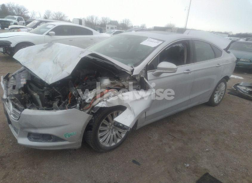Photo 2 of 2014 Ford Fusion ENERGI SE LUXURY (VIN 3FA6P0PU2ER111645)
