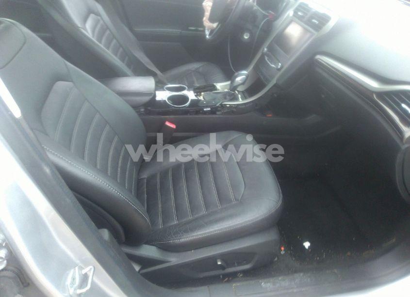 Photo 5 of 2014 Ford Fusion ENERGI SE LUXURY (VIN 3FA6P0PU2ER111645)