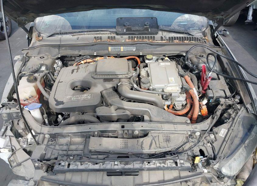 Photo 10 of 2015 Ford Fusion ENERGI SE LUXURY (VIN 3FA6P0PU2FR173662)