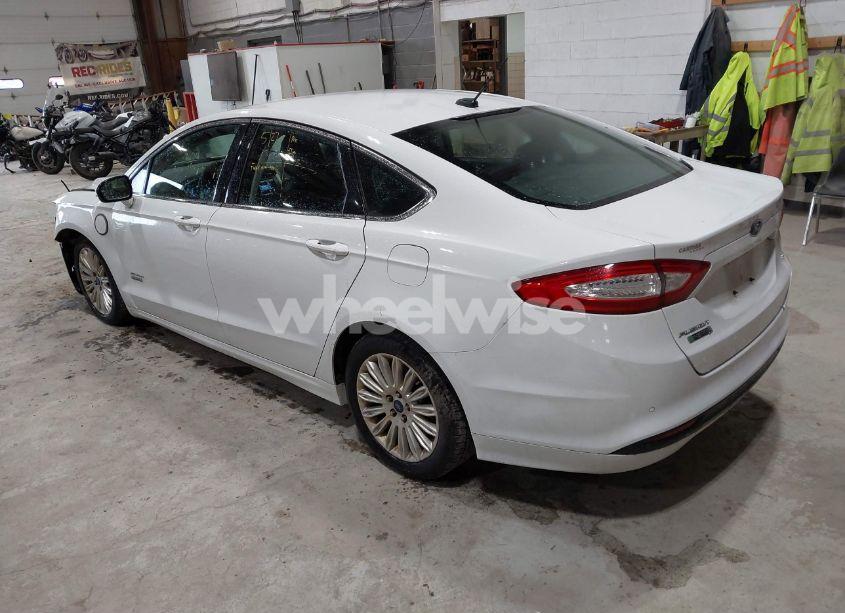 Photo 3 of 2016 Ford Fusion ENERGI SE LUXURY (VIN 3FA6P0PU2GR182394)