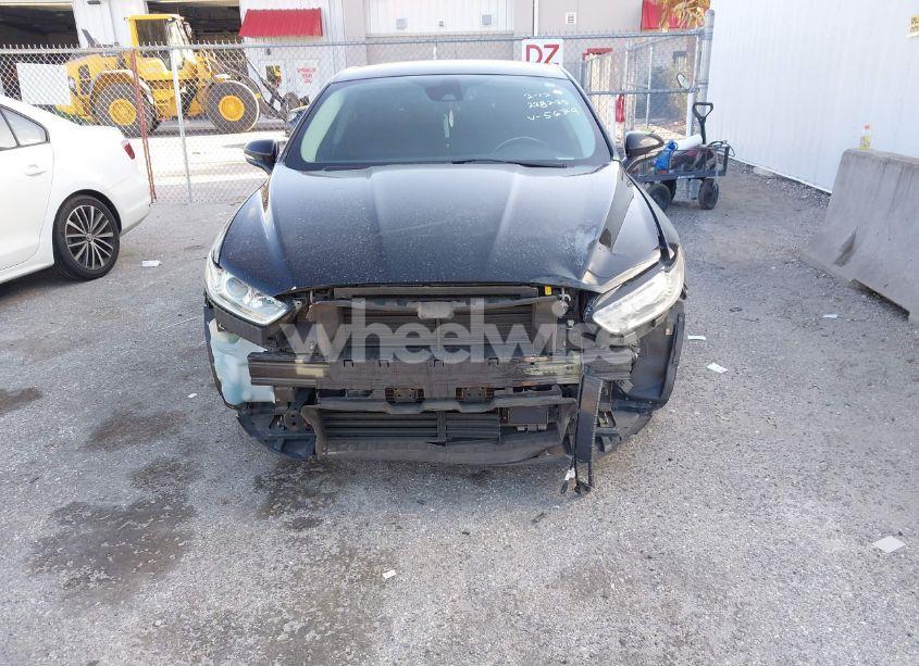 Photo 12 of 2016 Ford Fusion ENERGI SE LUXURY (VIN 3FA6P0PU2GR295679)