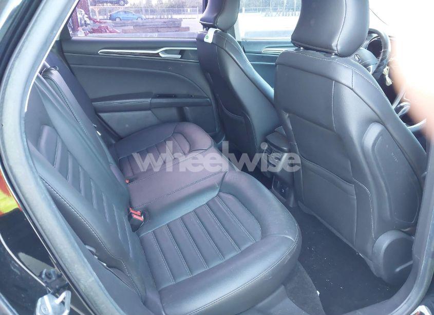 Photo 8 of 2016 Ford Fusion ENERGI SE LUXURY (VIN 3FA6P0PU2GR295679)