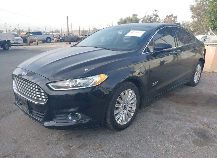 Photo 2 of 2016 Ford Fusion ENERGI SE LUXURY (VIN 3FA6P0PU2GR320855)