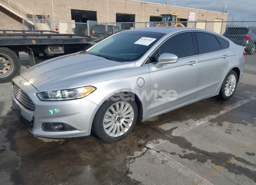 Photo 2 of 2014 Ford Fusion ENERGI SE LUXURY (VIN 3FA6P0PU3ER227663)