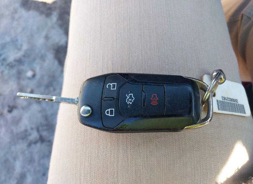 Photo 11 of 2016 Ford Fusion ENERGI SE LUXURY (VIN 3FA6P0PU3GR210686)