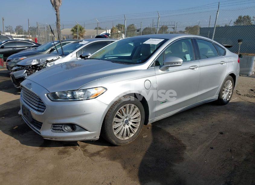 Photo 2 of 2013 Ford Fusion ENERGI SE LUXURY (VIN 3FA6P0PU4DR299969)