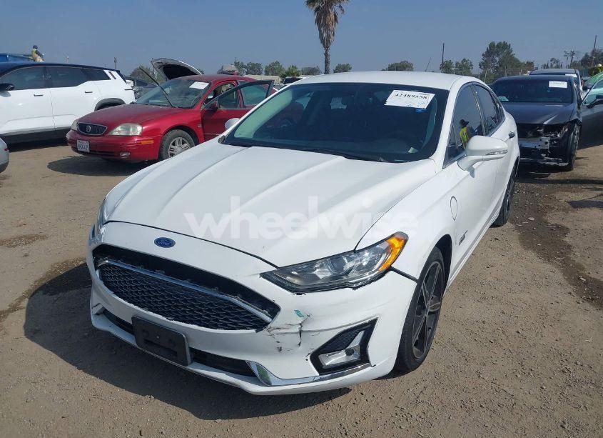 Photo 2 of 2014 Ford Fusion ENERGI SE LUXURY (VIN 3FA6P0PU4ER357080)
