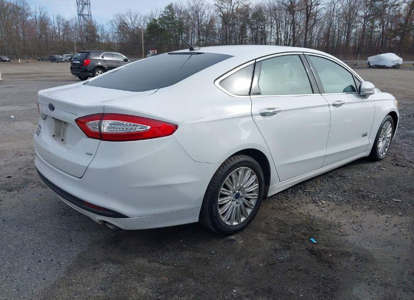 Photo 4 of 2016 Ford Fusion ENERGI SE LUXURY (VIN 3FA6P0PU4GR162373)