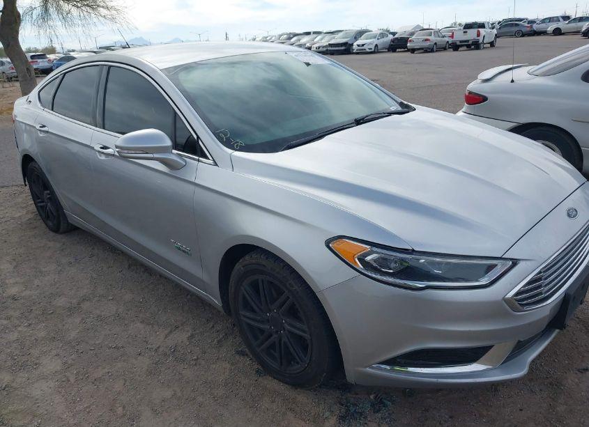 2018 Ford Fusion ENERGI SE LUXURY (VIN 3FA6P0PU4JR123581) main photo