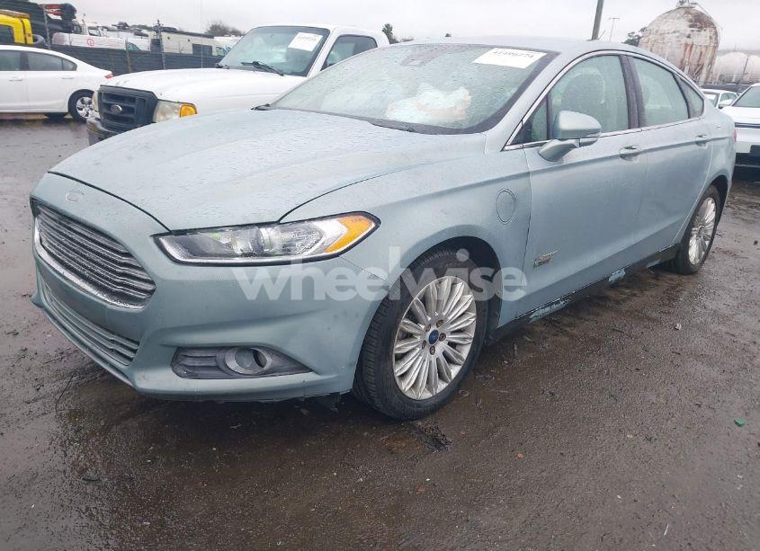Photo 2 of 2014 Ford Fusion ENERGI SE LUXURY (VIN 3FA6P0PU5ER256985)