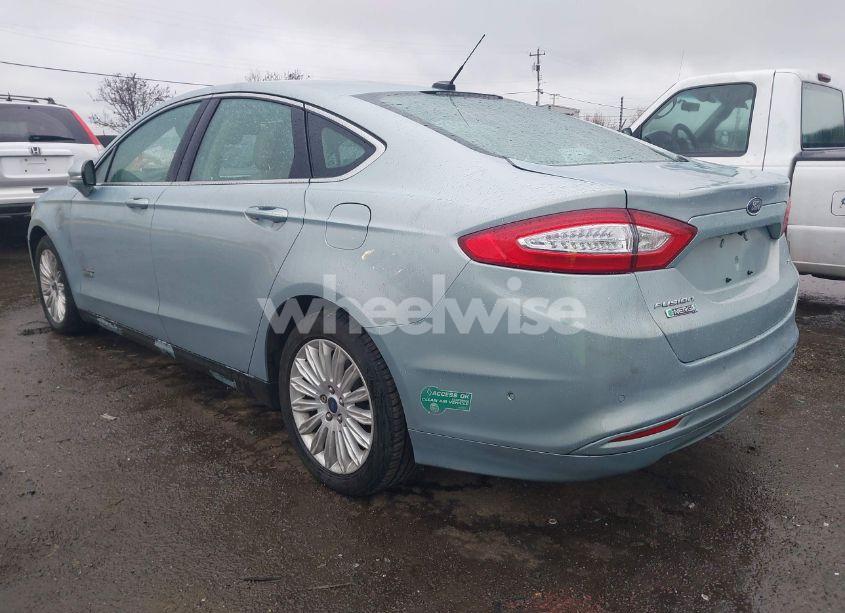 Photo 3 of 2014 Ford Fusion ENERGI SE LUXURY (VIN 3FA6P0PU5ER256985)