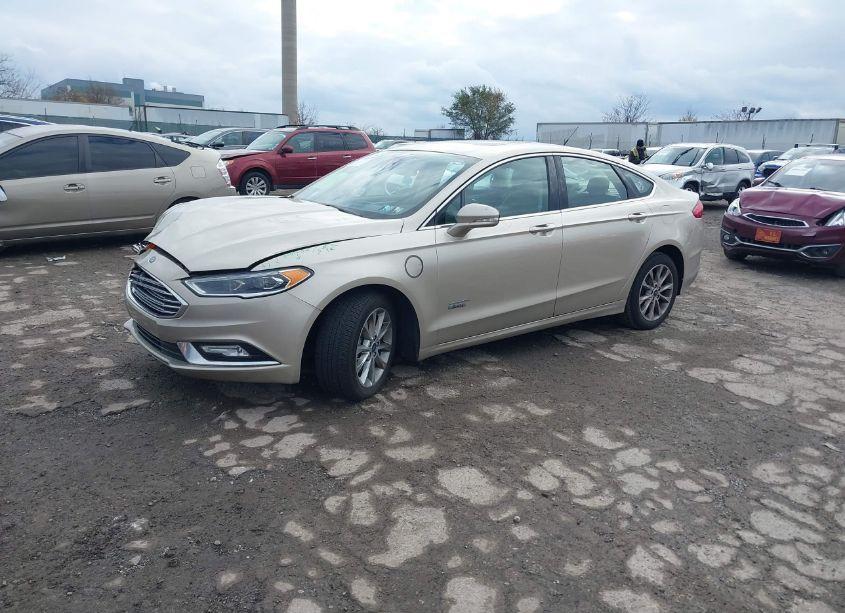Photo 2 of 2017 Ford Fusion ENERGI SE LUXURY (VIN 3FA6P0PU5HR289196)