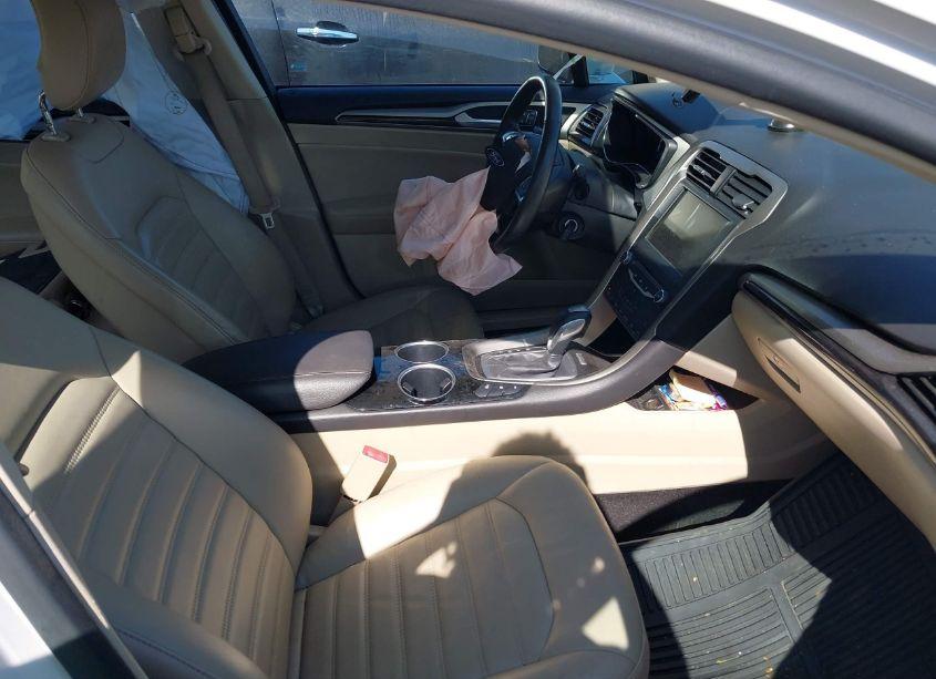 Photo 5 of 2013 Ford Fusion ENERGI SE LUXURY (VIN 3FA6P0PU6DR232905)