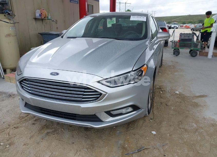 Photo 2 of 2017 Ford Fusion ENERGI SE LUXURY (VIN 3FA6P0PU6HR128095)