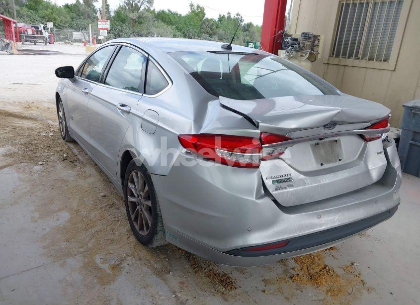 Photo 3 of 2017 Ford Fusion ENERGI SE LUXURY (VIN 3FA6P0PU6HR128095)