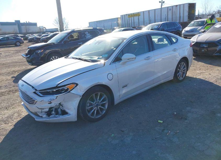 Photo 2 of 2017 Ford Fusion ENERGI SE LUXURY (VIN 3FA6P0PU6HR265019)