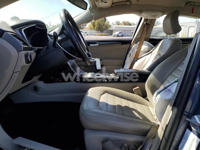 Photo 5 of 2018 FORD FUSION SE PHEV N/A (VIN 3FA6P0PU6JR246413)