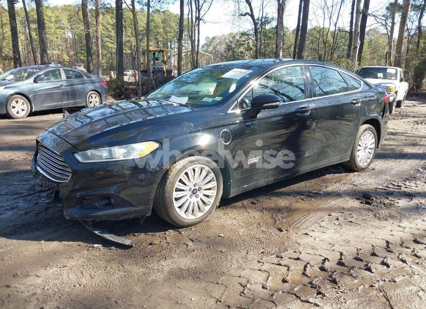 Photo 2 of 2016 Ford Fusion ENERGI SE LUXURY (VIN 3FA6P0PU8GR182626)