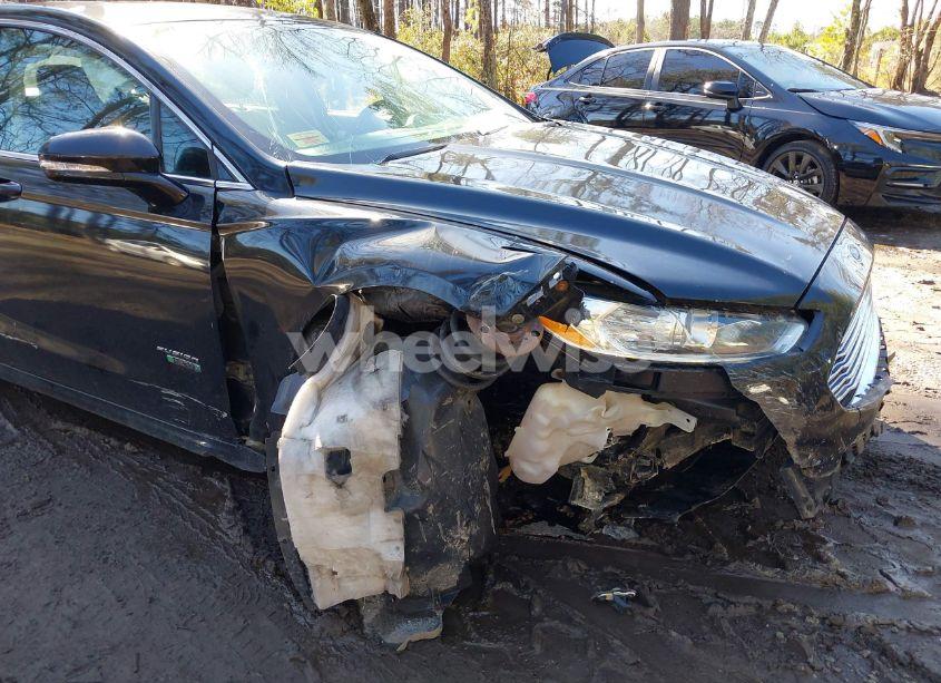 Photo 6 of 2016 Ford Fusion ENERGI SE LUXURY (VIN 3FA6P0PU8GR182626)