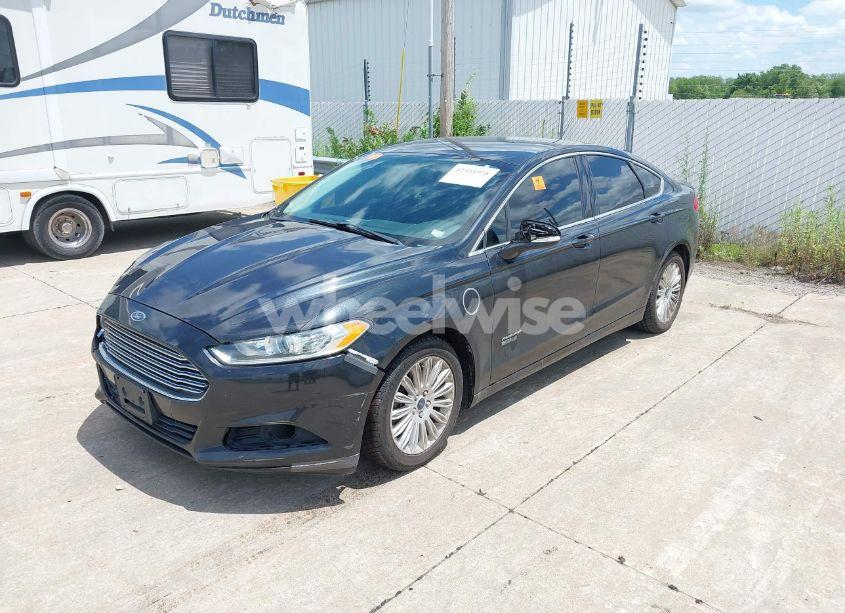 Photo 2 of 2013 Ford Fusion ENERGI SE LUXURY (VIN 3FA6P0PU9DR285646)