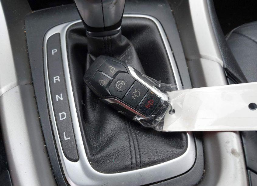 Photo 11 of 2015 Ford Fusion ENERGI SE LUXURY (VIN 3FA6P0PU9FR242945)